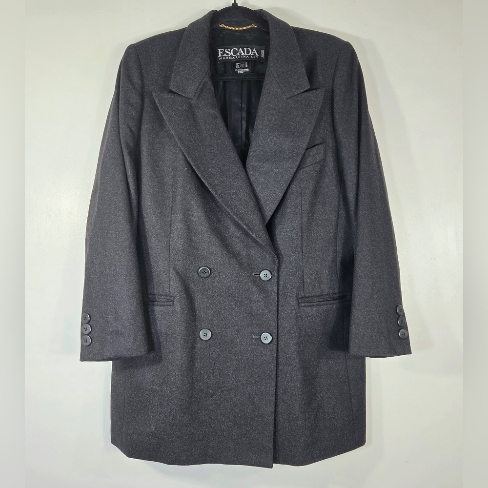 VINTAGE ESCADA MARGARETHA LEY 100% CASHMERE DOUBLE BREASTED BLAZER COAT.